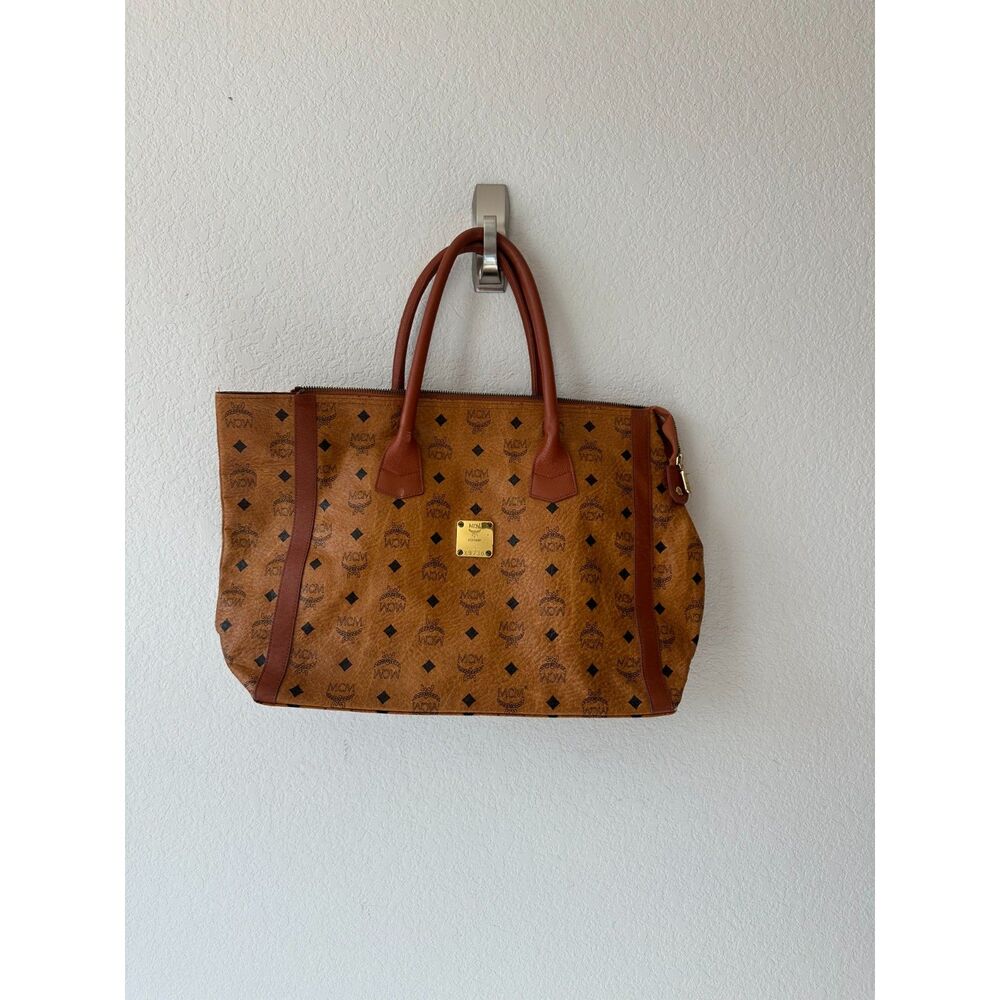 MCM Leather Tote X9736